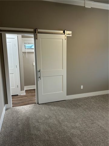 1120 Flat Rock Street, Bentonville, AR 72713