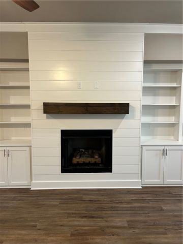 1120 Flat Rock Street, Bentonville, AR 72713