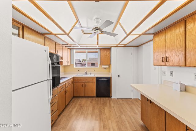 10201 W ANDOVER Avenue, Sun City, AZ 85351