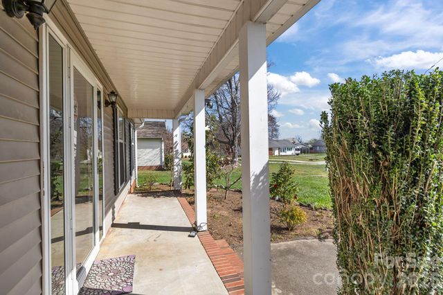 3545 Heather Lane, Gastonia, NC 28056