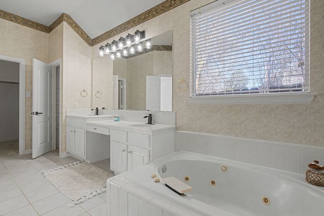 4706 Coventry Lane, Arlington, TX 76017