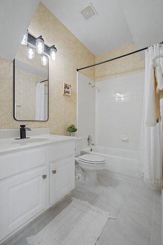 4706 Coventry Lane, Arlington, TX 76017