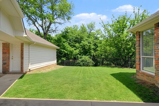 4706 Coventry Lane, Arlington, TX 76017