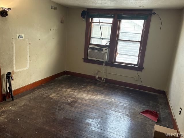 53 Decker Street, Buffalo, NY 14215