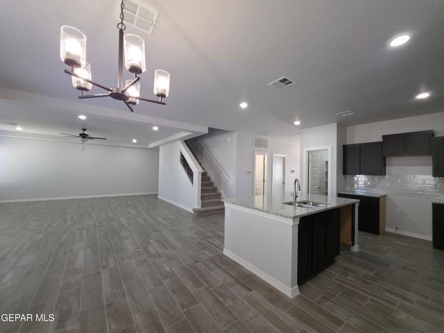 9935 Rhiannon Place, Socorro, TX 79927