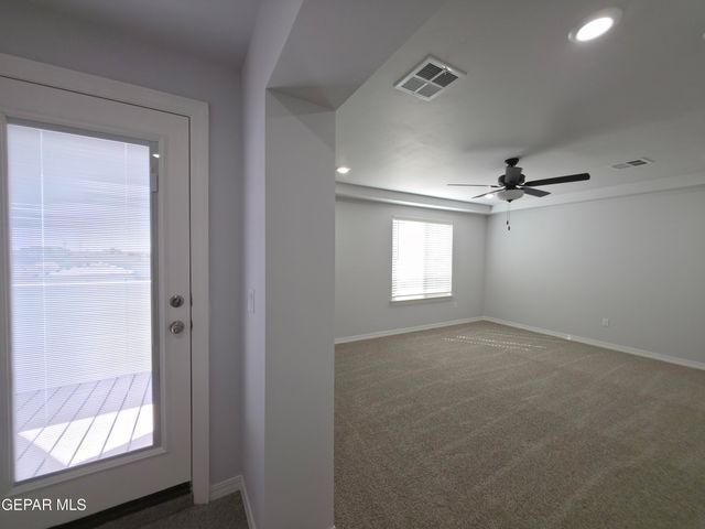 9935 Rhiannon Place, Socorro, TX 79927