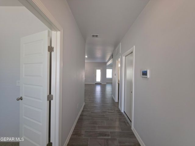 9935 Rhiannon Place, Socorro, TX 79927