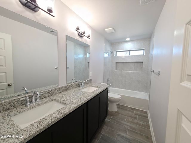 9935 Rhiannon Place, Socorro, TX 79927