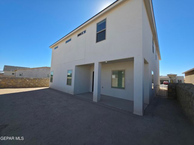 9935 Rhiannon Place, Socorro, TX 79927