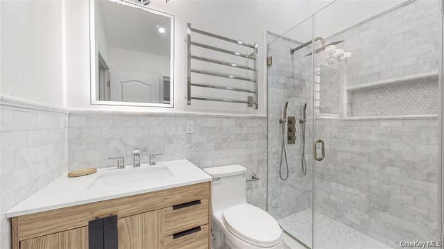 177 Red Creek Road, Hampton Bays, NY 11946