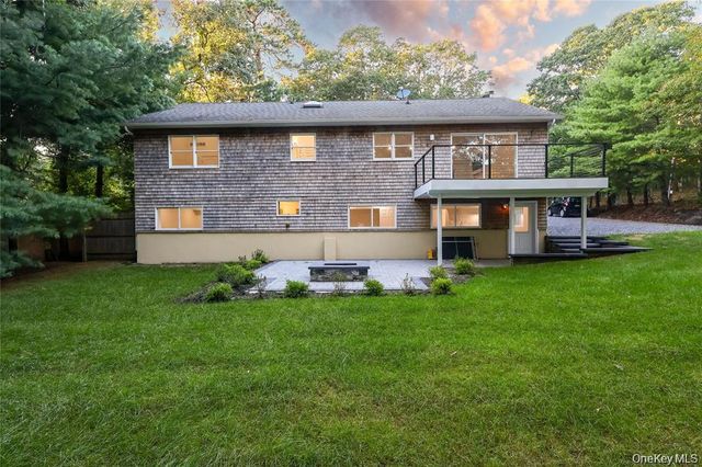 177 Red Creek Road, Hampton Bays, NY 11946