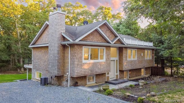 177 Red Creek Road, Hampton Bays, NY 11946