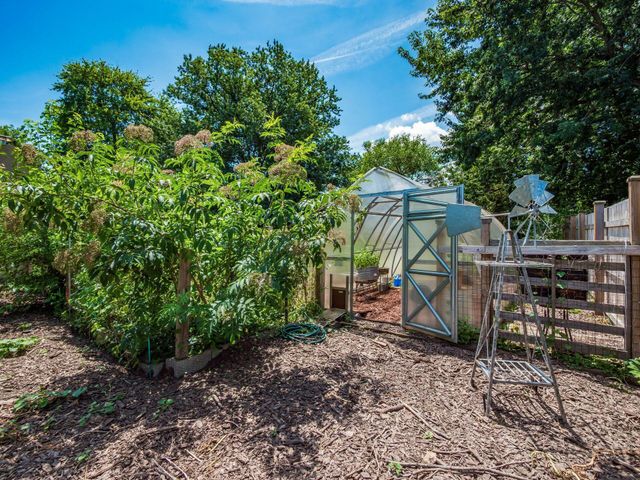 623 Park Road, Worthington, OH 43085