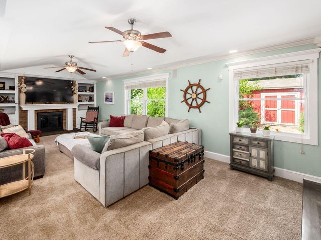 623 Park Road, Worthington, OH 43085