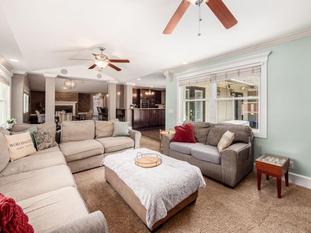 623 Park Road, Worthington, OH 43085