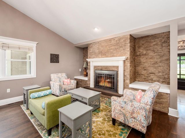 623 Park Road, Worthington, OH 43085