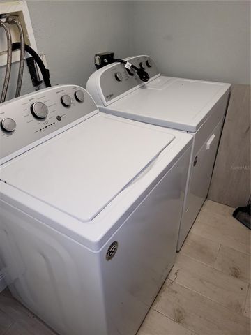 5548 11TH STREET, Zephyrhills, FL 33542