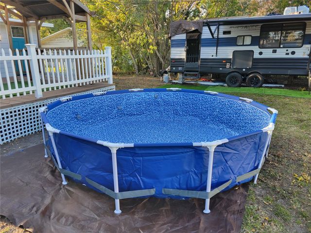 5548 11TH STREET, Zephyrhills, FL 33542