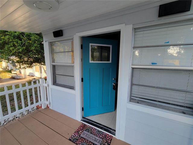 5548 11TH STREET, Zephyrhills, FL 33542