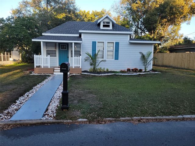 5548 11TH STREET, Zephyrhills, FL 33542