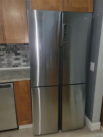 5548 11TH STREET, Zephyrhills, FL 33542