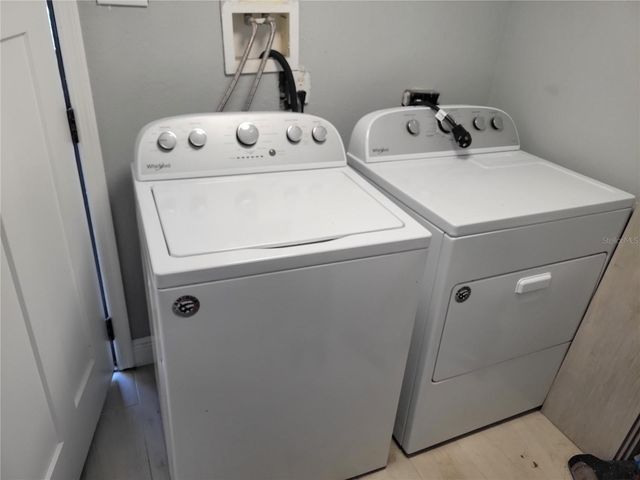 5548 11TH STREET, Zephyrhills, FL 33542