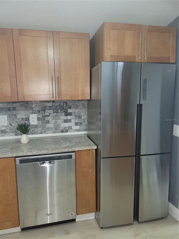 5548 11TH STREET, Zephyrhills, FL 33542