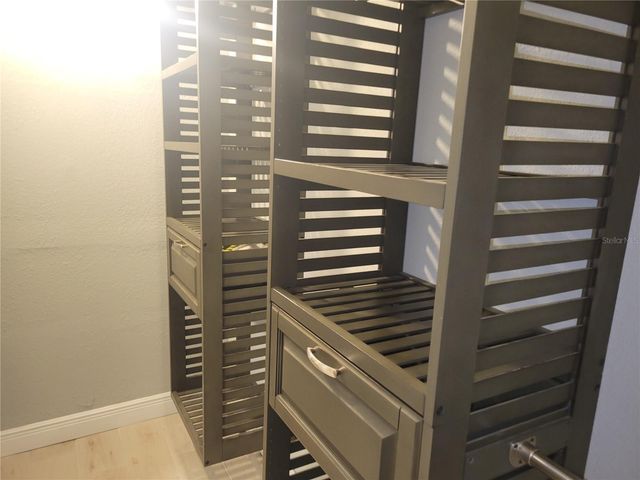 5548 11TH STREET, Zephyrhills, FL 33542