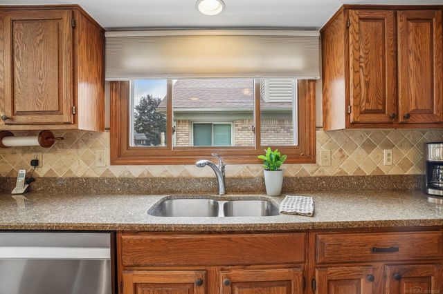 15792 Constitution Drive, Macomb, MI 48044