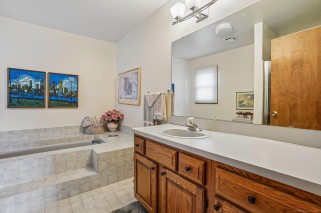 15792 Constitution Drive, Macomb, MI 48044