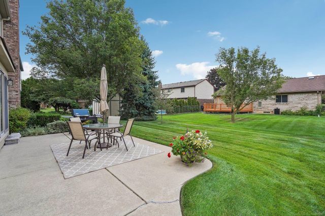 15792 Constitution Drive, Macomb, MI 48044
