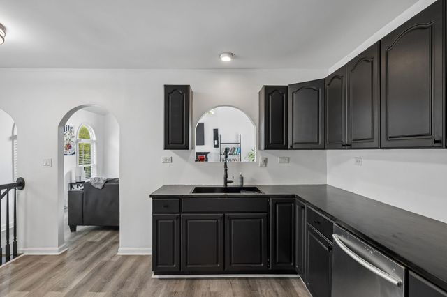 524 E Trinity Ln, Nashville, TN 37207