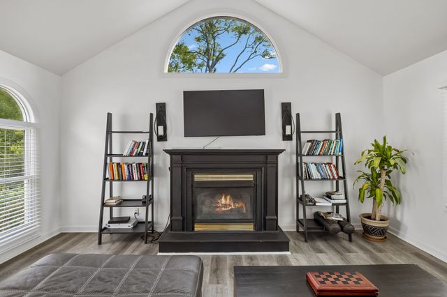524 E Trinity Ln, Nashville, TN 37207