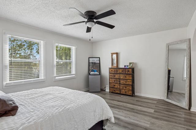 524 E Trinity Ln, Nashville, TN 37207