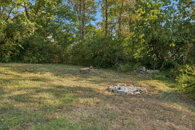 524 E Trinity Ln, Nashville, TN 37207