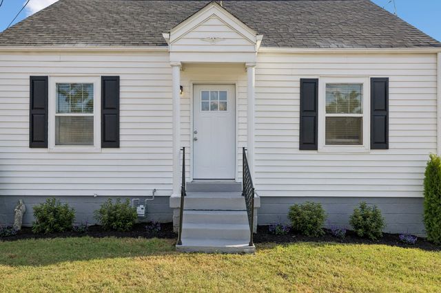 524 E Trinity Ln, Nashville, TN 37207