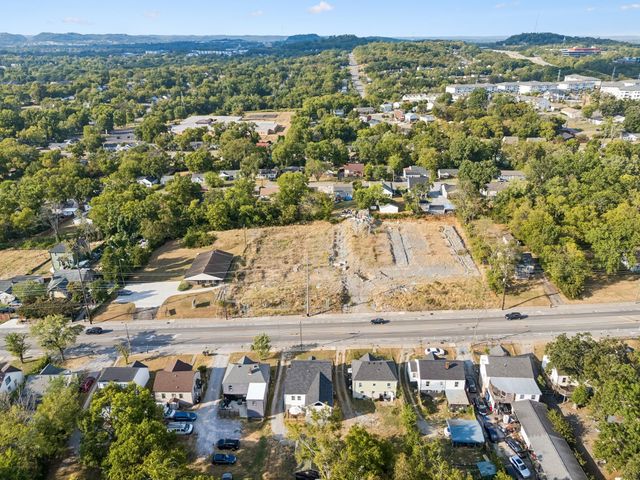 524 E Trinity Ln, Nashville, TN 37207