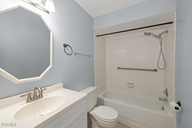 6300 S Pointe BLVD 466, Fort Myers, FL 33919