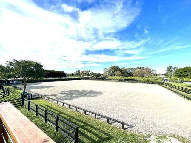 2705 Appaloosa Trail, Wellington, FL 33414