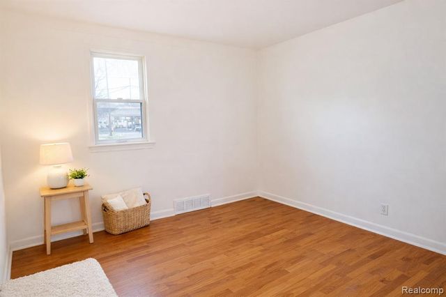 1115 Barney Avenue, Flint, MI 48503