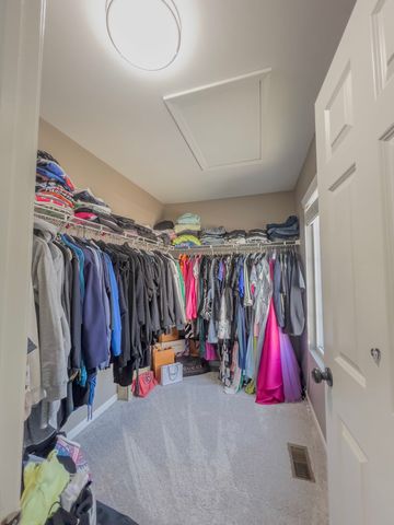 8946 Disbrow Street 8946, Huntley, IL 60142