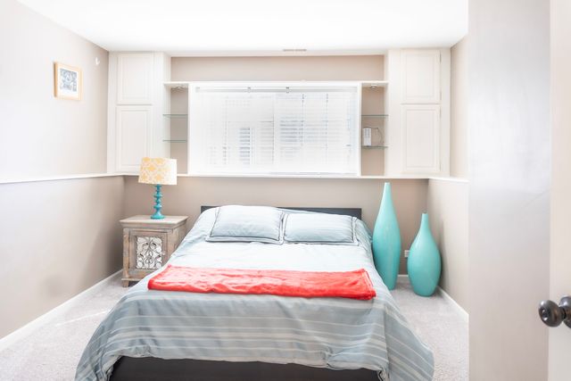 8946 Disbrow Street 8946, Huntley, IL 60142