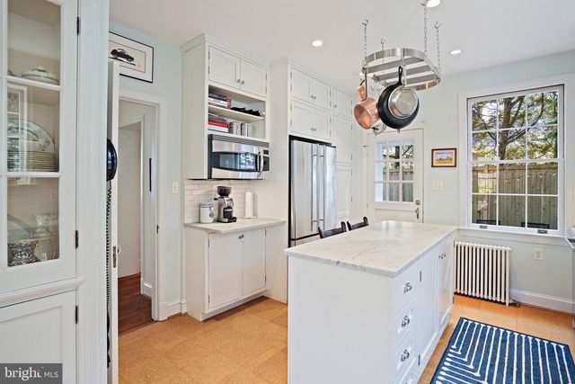 3212 TENNYSON ST NW, Washington, DC 20015