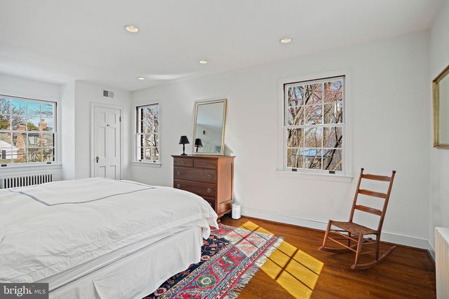 3212 TENNYSON ST NW, Washington, DC 20015