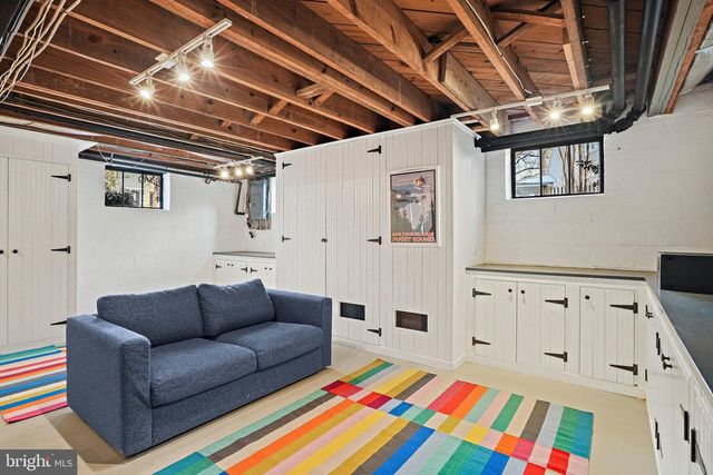 3212 TENNYSON ST NW, Washington, DC 20015