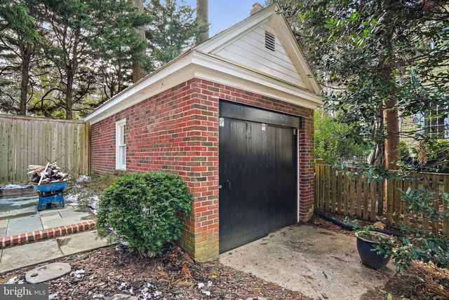 3212 TENNYSON ST NW, Washington, DC 20015