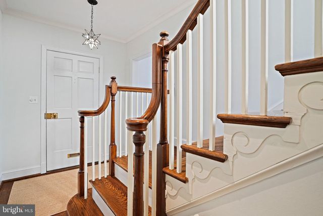 3212 TENNYSON ST NW, Washington, DC 20015