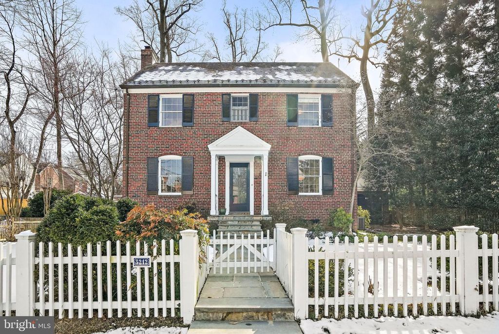 3212 TENNYSON ST NW, Washington, DC 20015