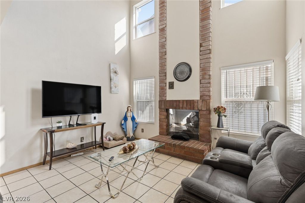 4166 Tolkien Avenue, Las Vegas, NV 89115 — photo 4