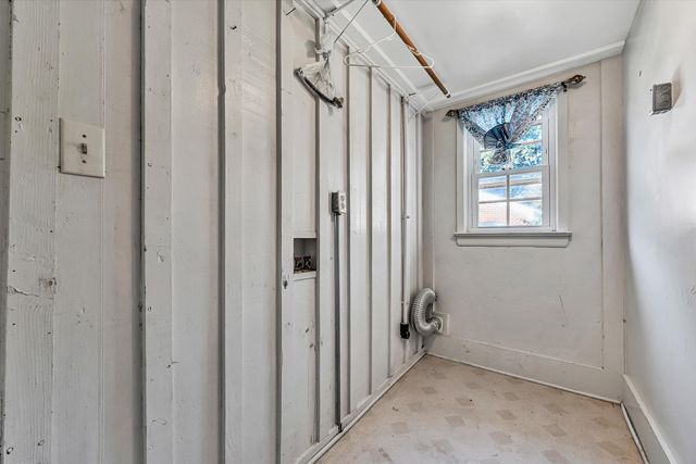 3653 Bunker Hill DR, Roanoke, VA 24018